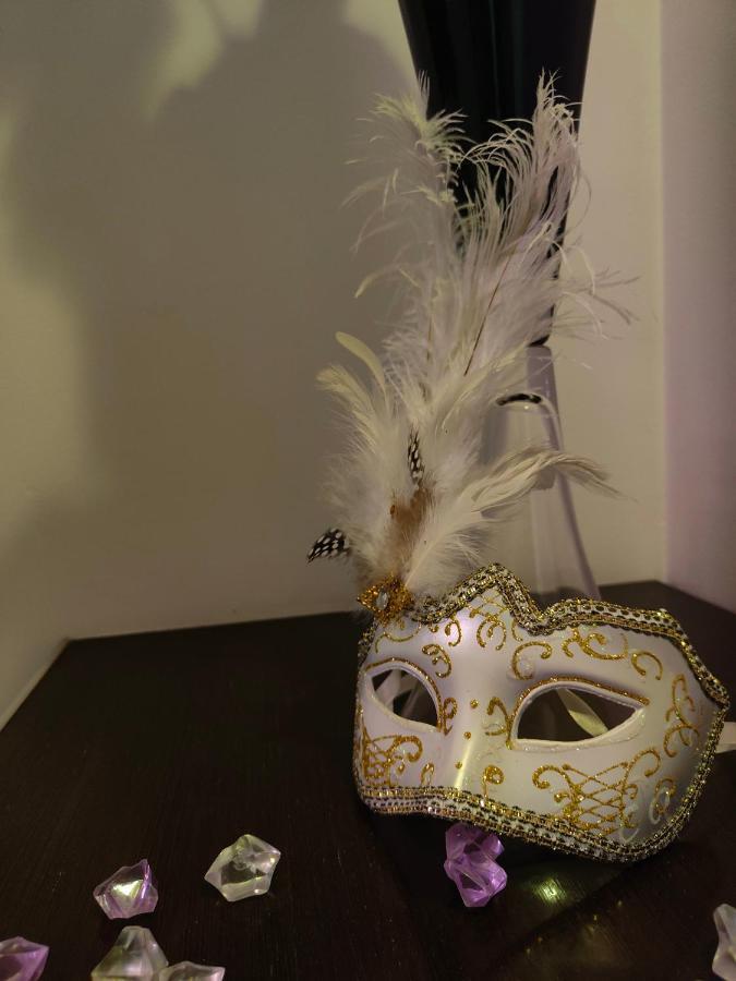 Hotel In - Lounge Room Cazzago  ภายนอก รูปภาพ