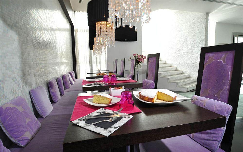 Hotel In - Lounge Room Cazzago  ภายนอก รูปภาพ