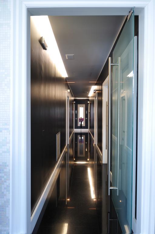 Hotel In - Lounge Room Cazzago  ภายนอก รูปภาพ