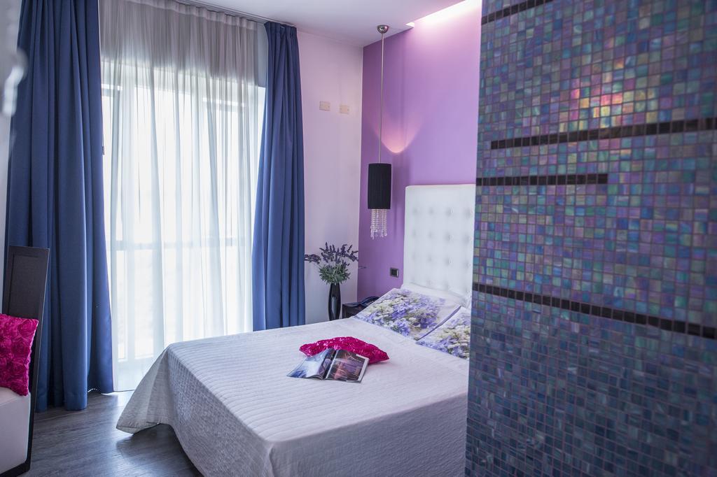 Hotel In - Lounge Room Cazzago  ภายนอก รูปภาพ