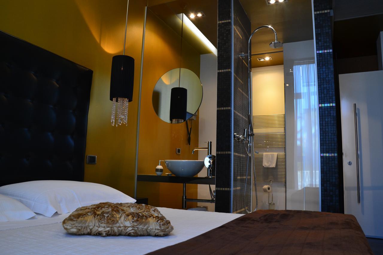 Hotel In - Lounge Room Cazzago  ภายนอก รูปภาพ