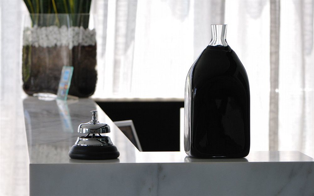 Hotel In - Lounge Room Cazzago  ภายนอก รูปภาพ